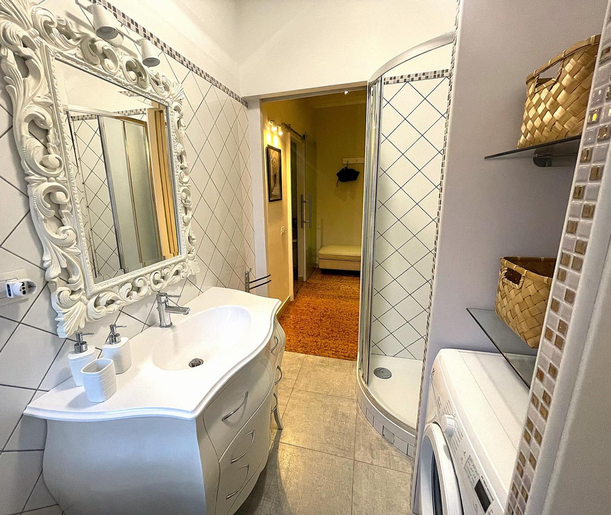 La Casa Libre Metro A Colli Albani 350 M Appartement